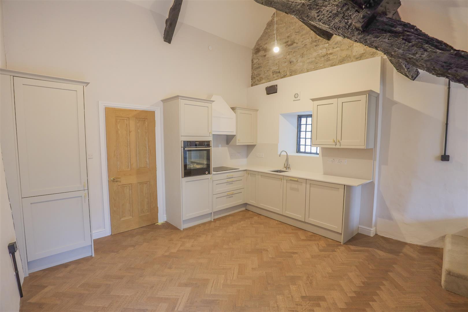 4 The Market Place, 66 High Street, Cowbridge, Vale of Glamorgan, CF71